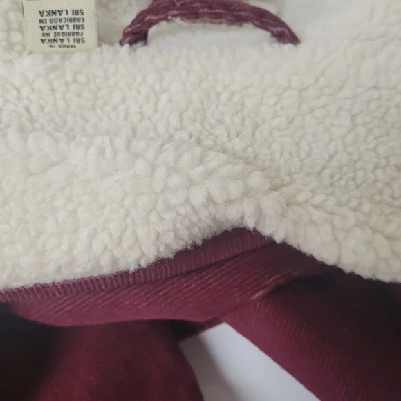 NWT Levi's Original Trucker Jacket Corduroy Sherpa Women's XS Irregular Burgundy - Picture 16 of 16